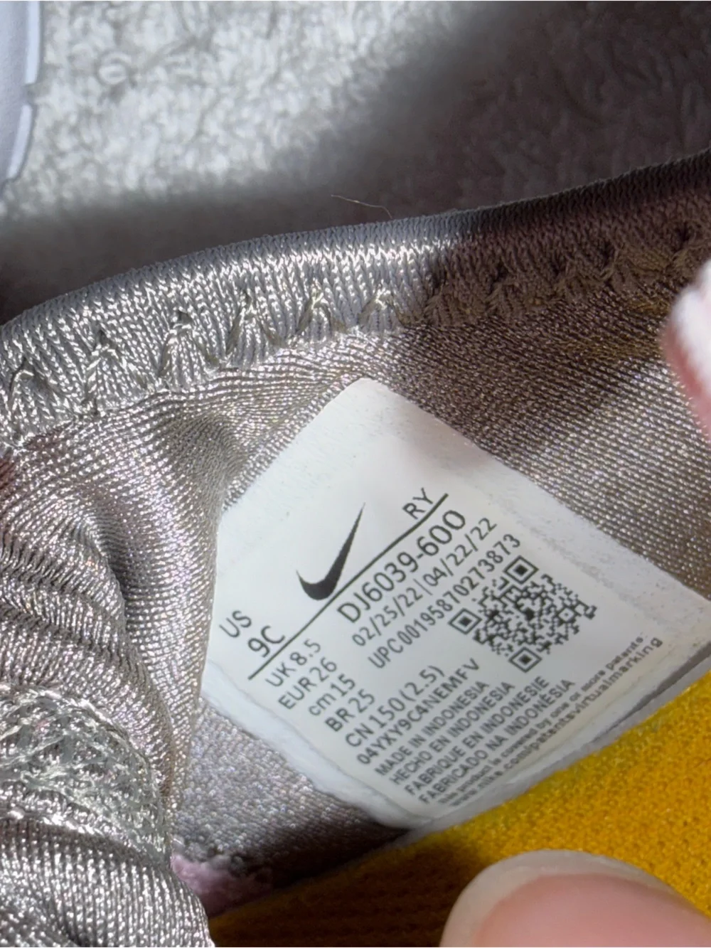 Nike‎ Kids Pink & Gray Slip-On Flex Runner 2 Size 9C Athletic Sneakers